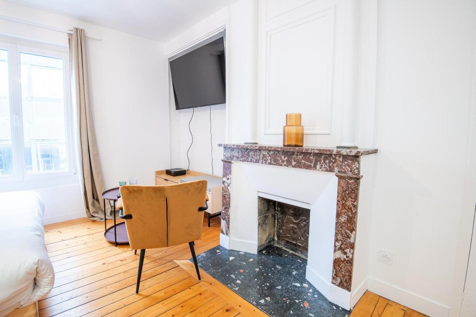 Le Petit Amandier - Tours Extérieur photo